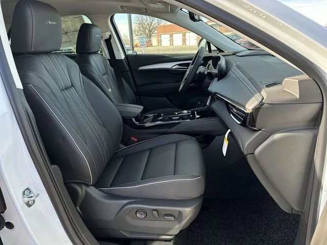 New 2026 Iridescent White Tricoat Buick Avenir image 29