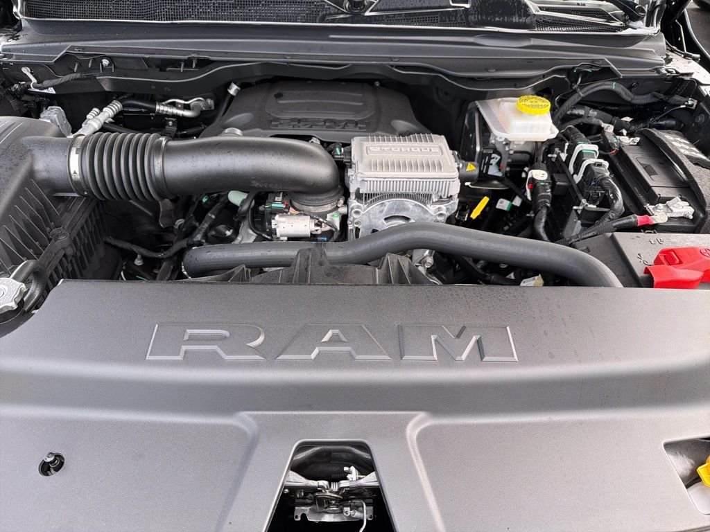 New 2026 Granite Crystal Metallic Clear-Coat Exterior Paint RAM Big Horn/Lone Star image 25