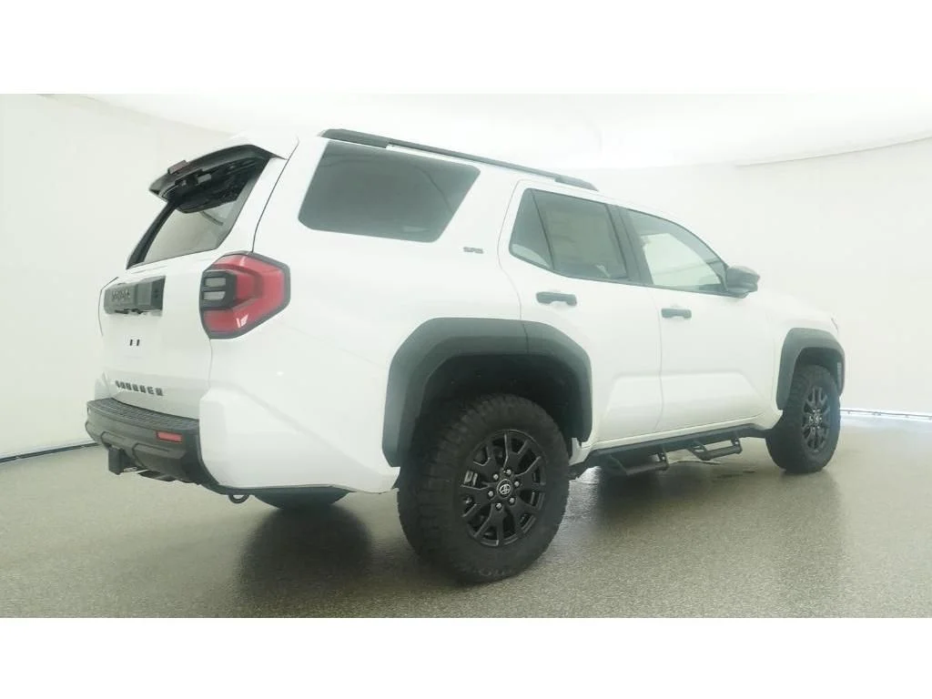 New 2026 Ice Cap Toyota SR5 image 47