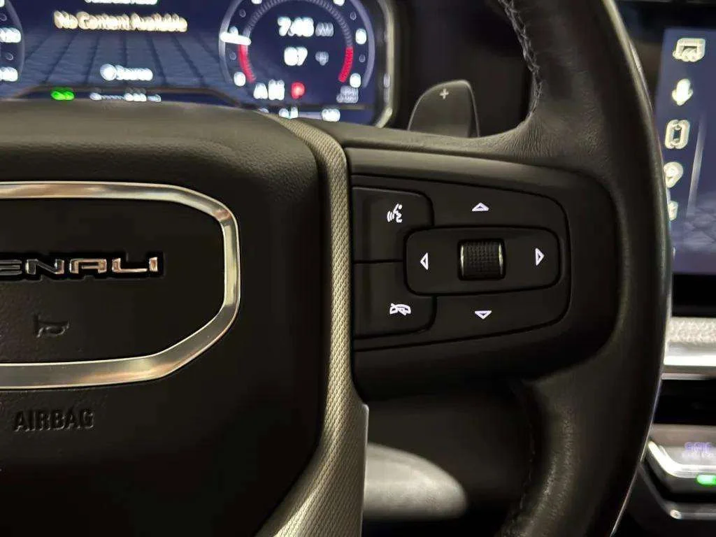 Certified Used 2022 White Frost Tricoat GMC Denali image 16