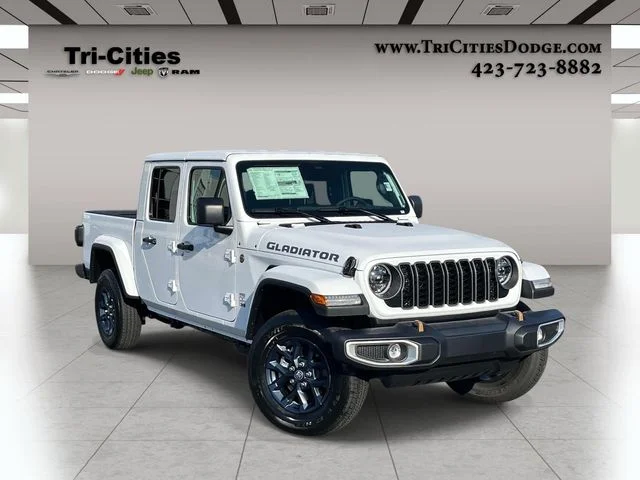 2026 Jeep Gladiator 85th Anniversary Edition Auto's photo