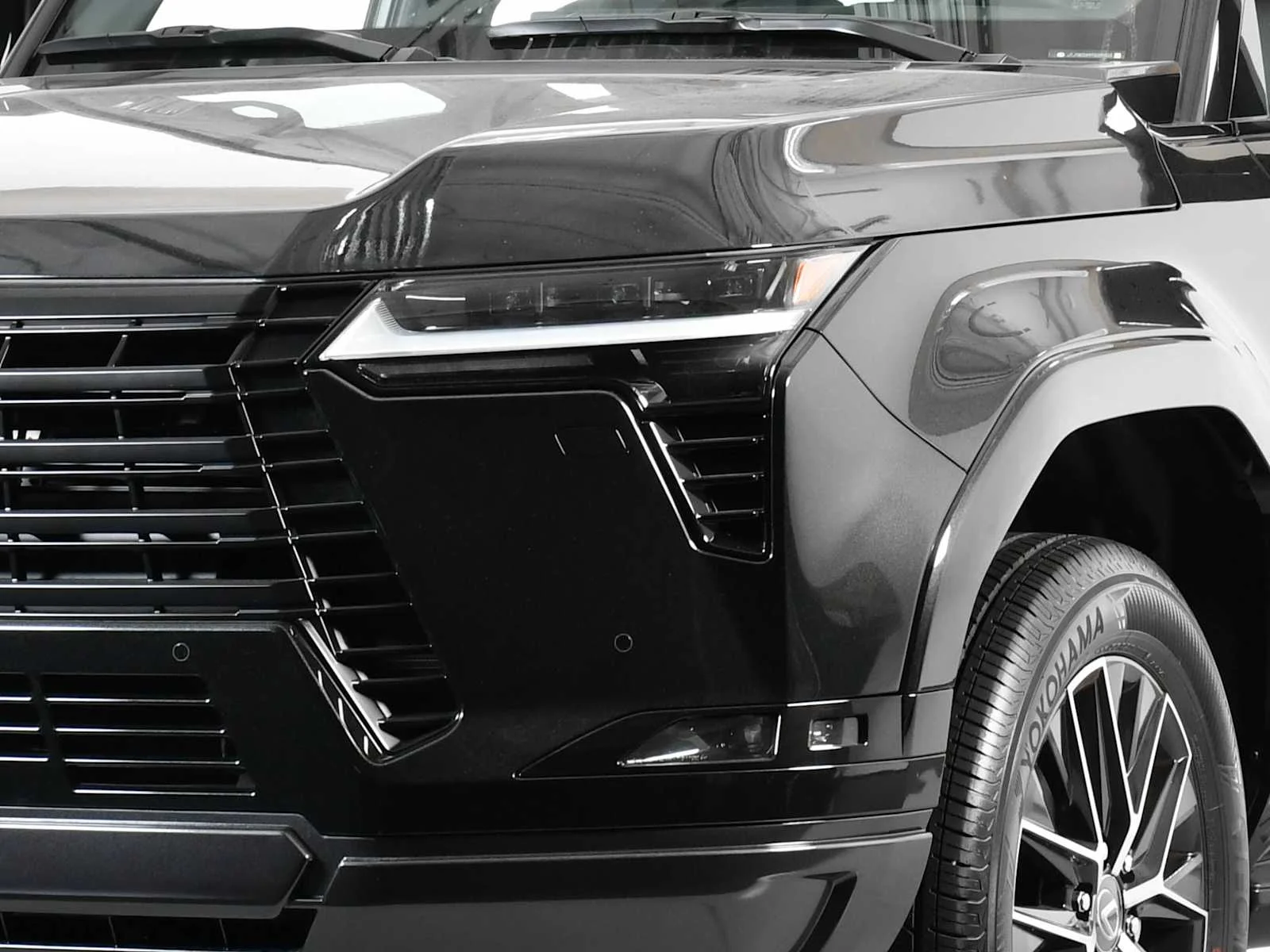 Certified Used 2026 CAVIAR Lexus Premium+ image 9