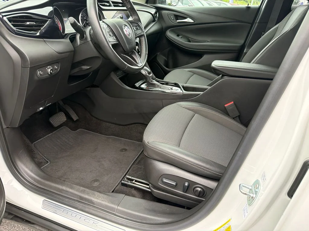 Used 2023 White Buick Preferred image 9