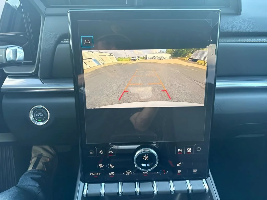New 2027 Summit White GMC Elevation image 20