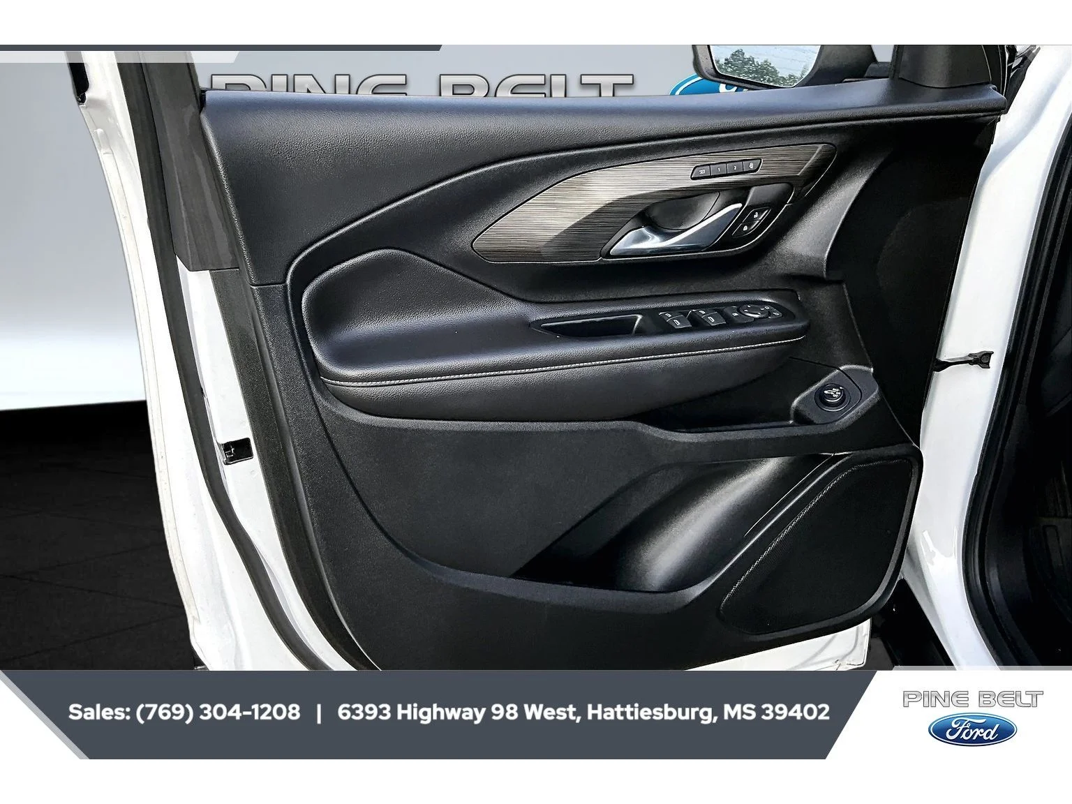 Used 2022 Summit White GMC SLT image 17