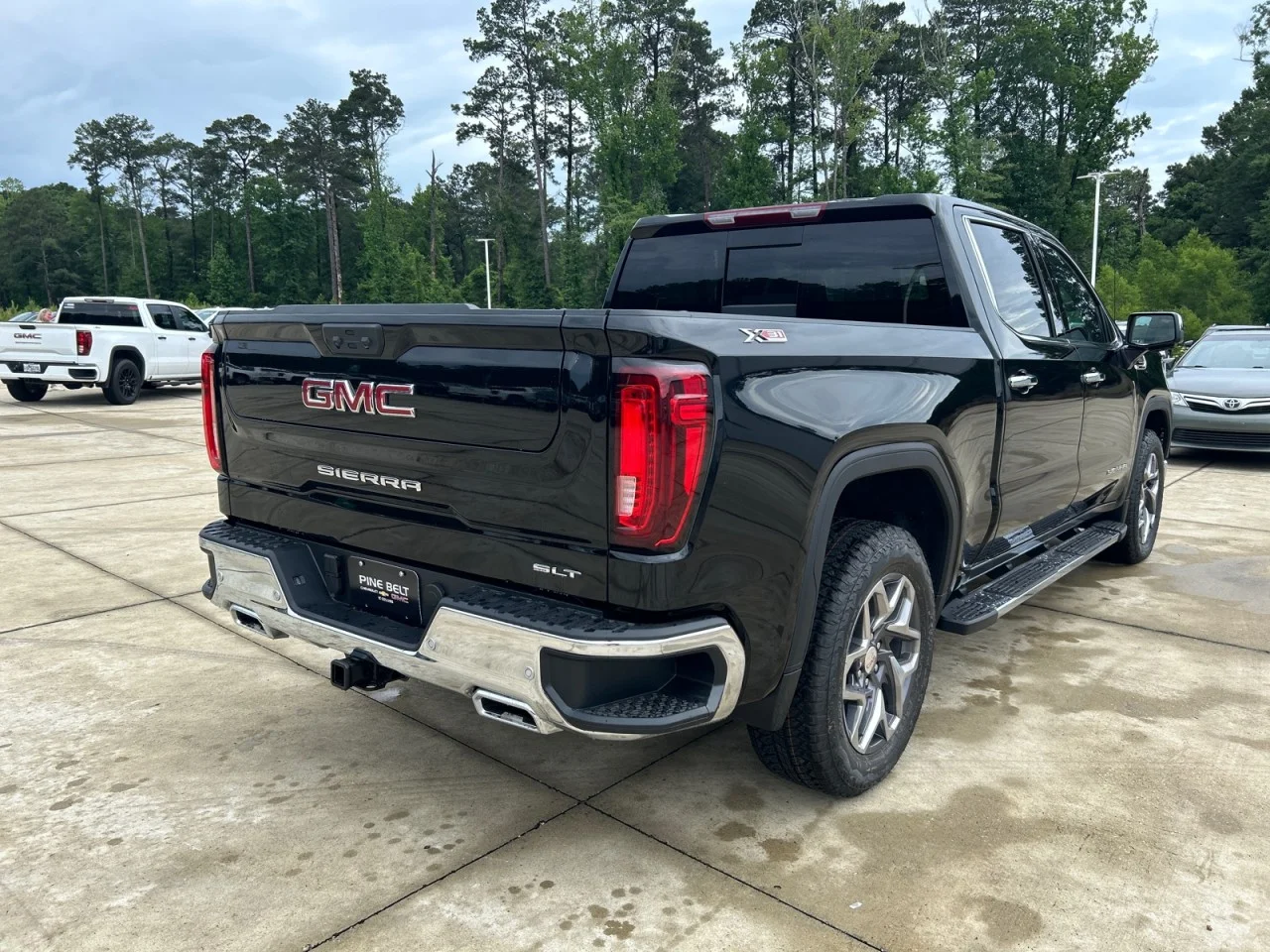 New 2026 Onyx Black GMC SLT image 3