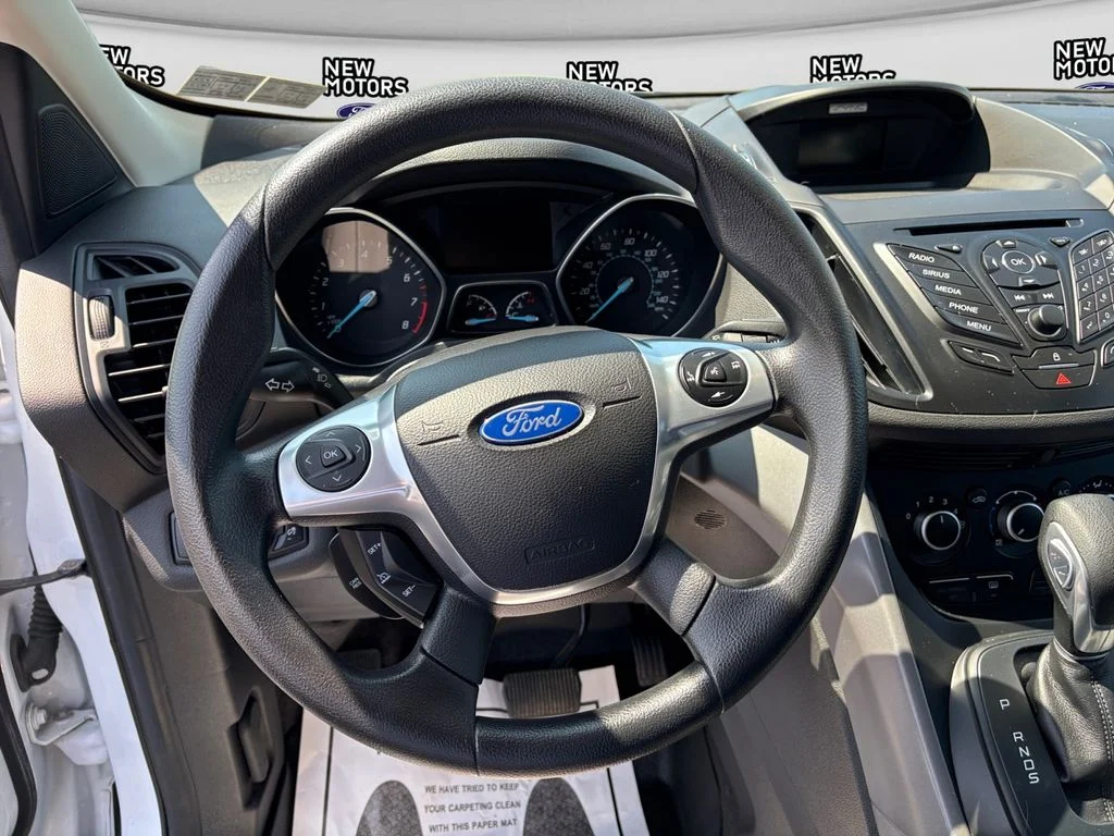 Used 2016 Oxford White Ford SE image 12