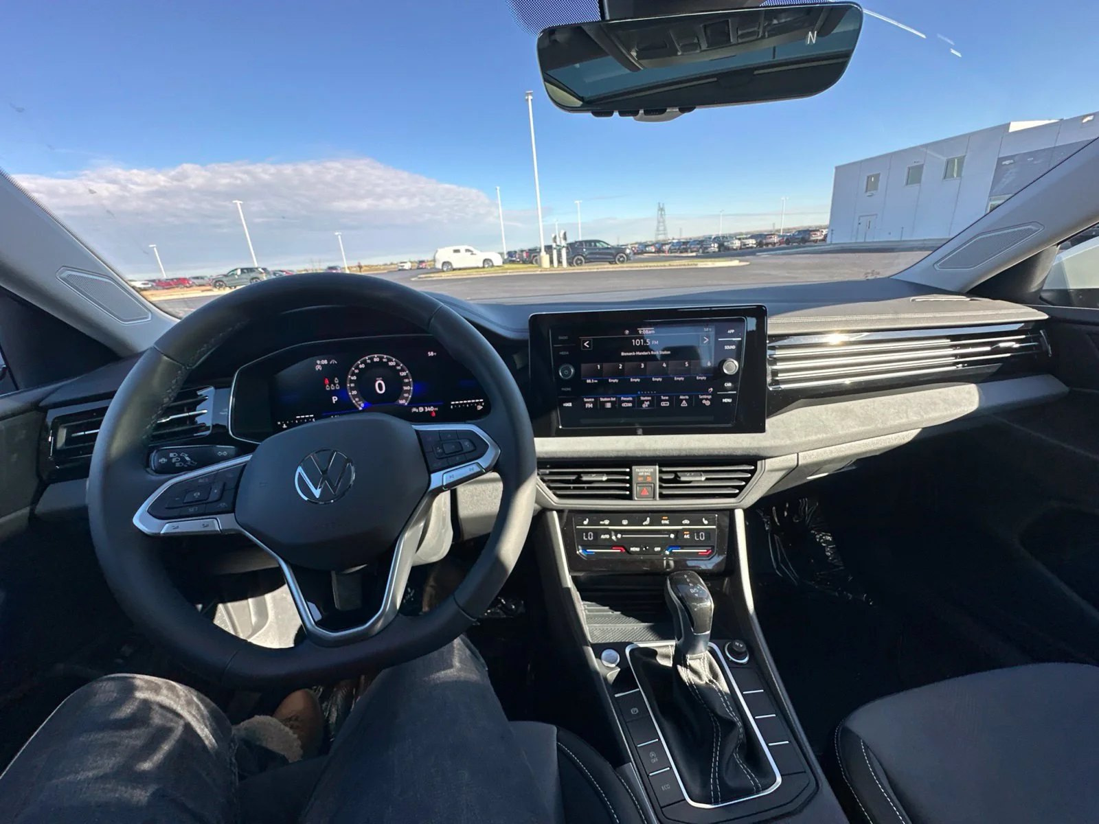 New 2027 White Volkswagen 1.5T SE image 31