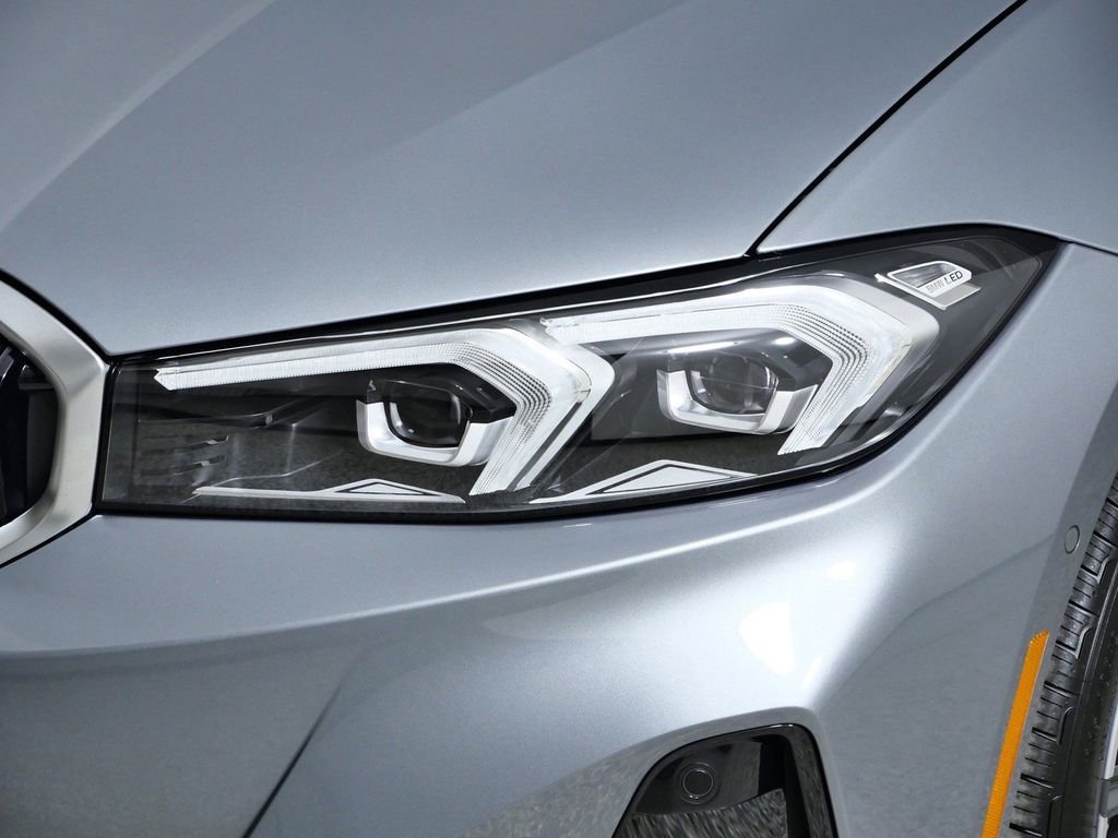Used 2026 Skyscraper Grey Metallic BMW 330i xDrive image 4