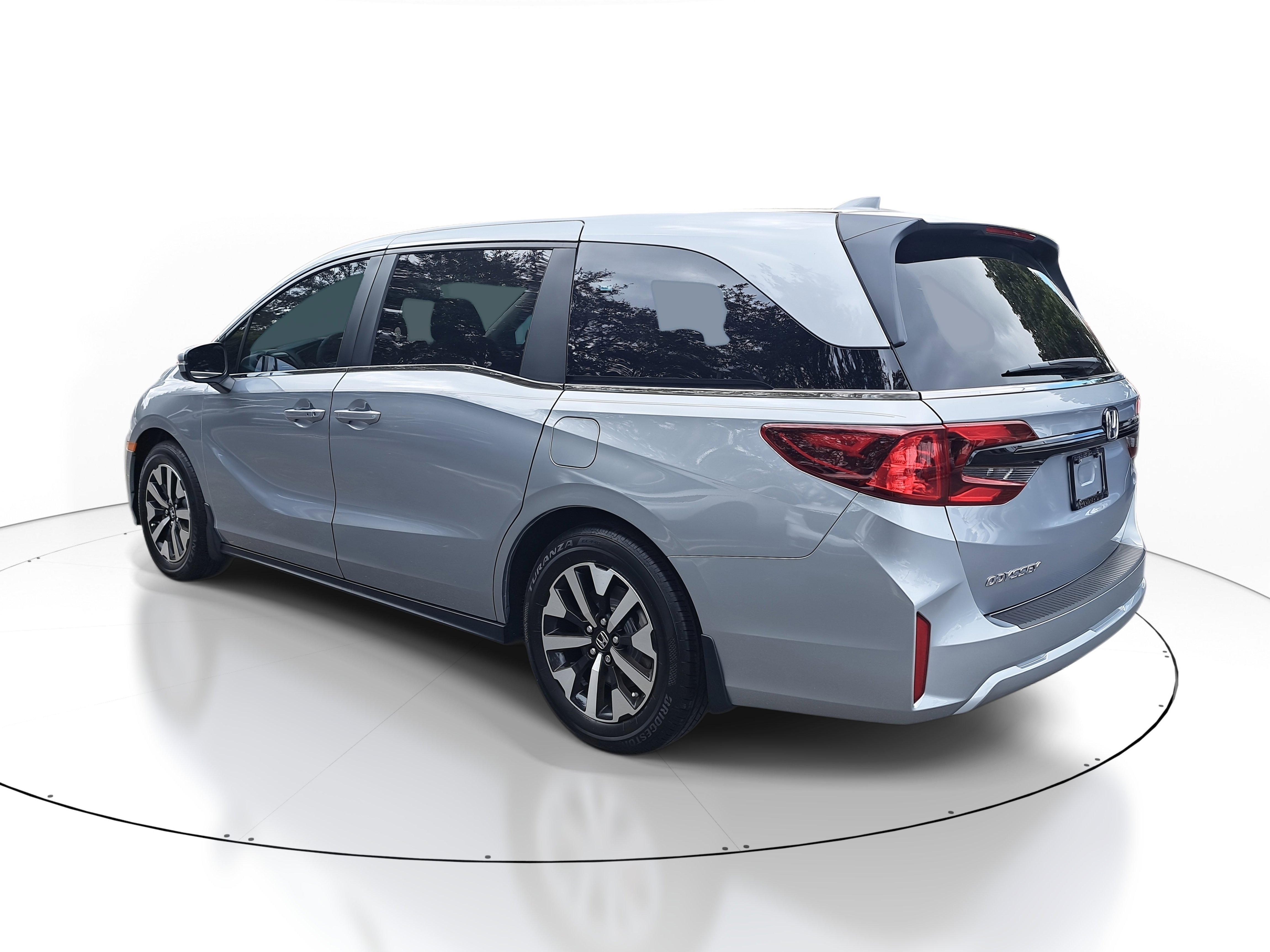 New 2026 Solar Silver Metallic Honda EX-L image 4