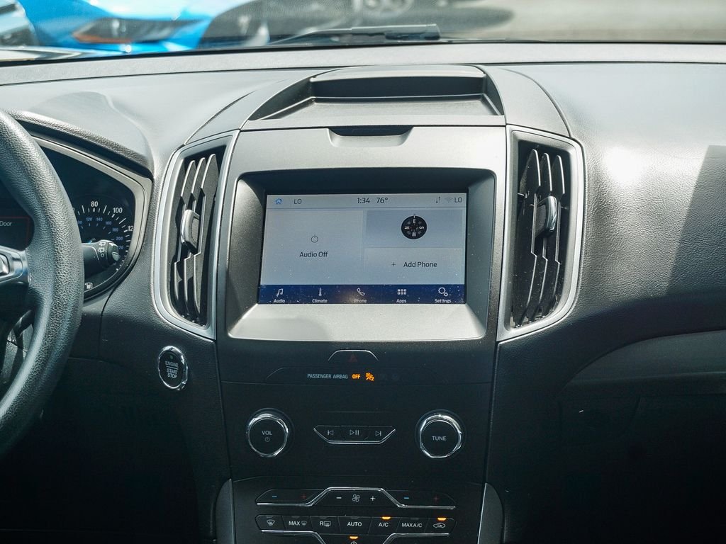 Used 2020 Gray Ford SE image 16
