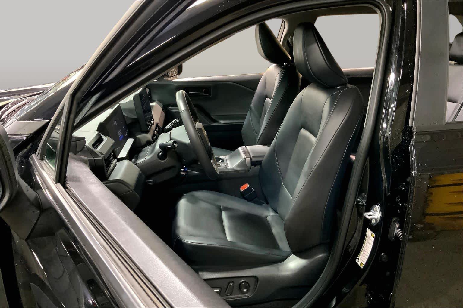 Used 2026 Midnight Black Metallic Toyota XLE Premium image 8