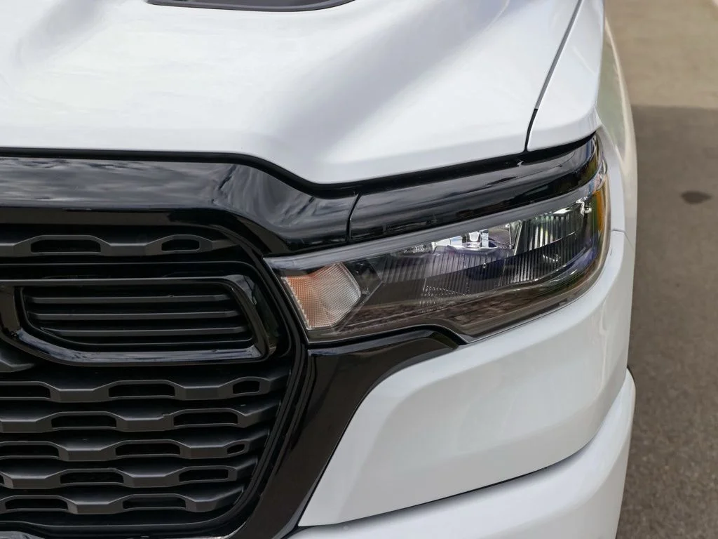 New 2026 Bright White Clear-Coat Exterior Paint RAM Black Express image 9