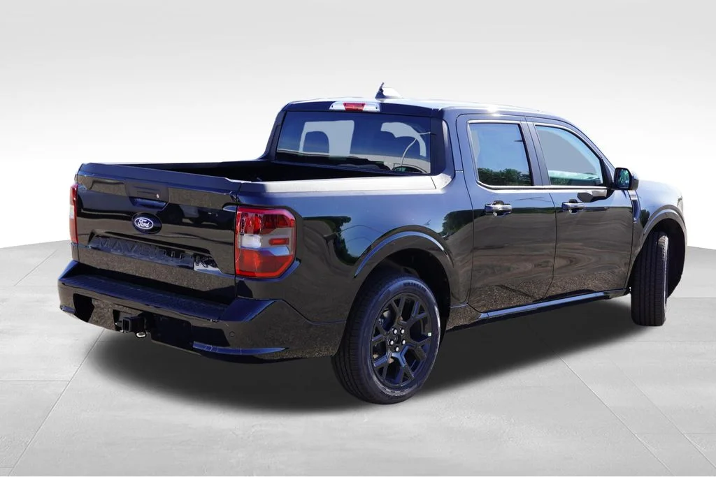 New 2026 Black Ford Lobo Standard image 3