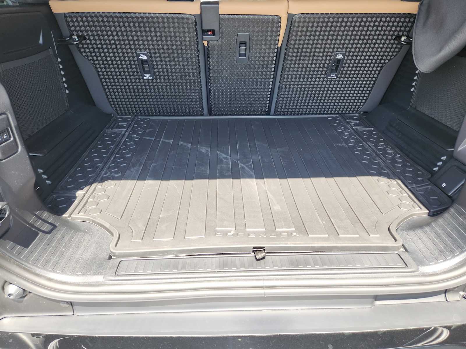 New 2026 Fuji White LAND ROVER X-Dynamic SE image 31