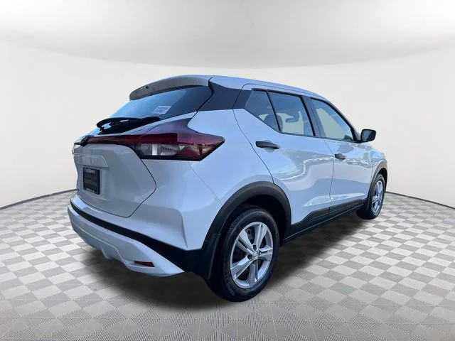 Used 2025 White Nissan S image 5