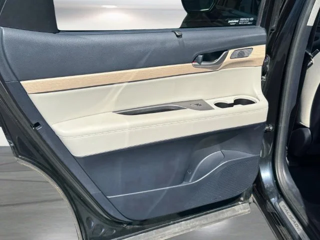 Used 2024 White Hyundai Limited image 18