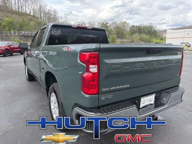 Used 2025 Cypress Gray Chevrolet LT image 4