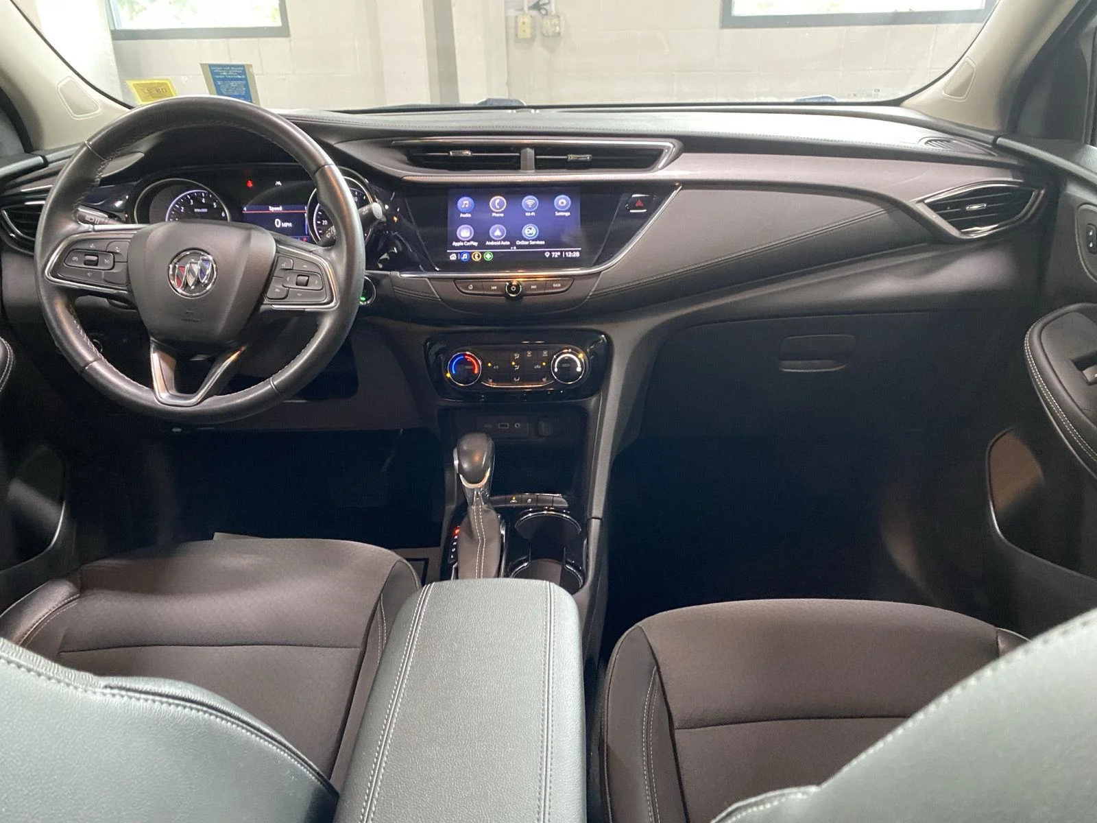 Used 2022 Ebony Twilight Metallic Buick Preferred image 4