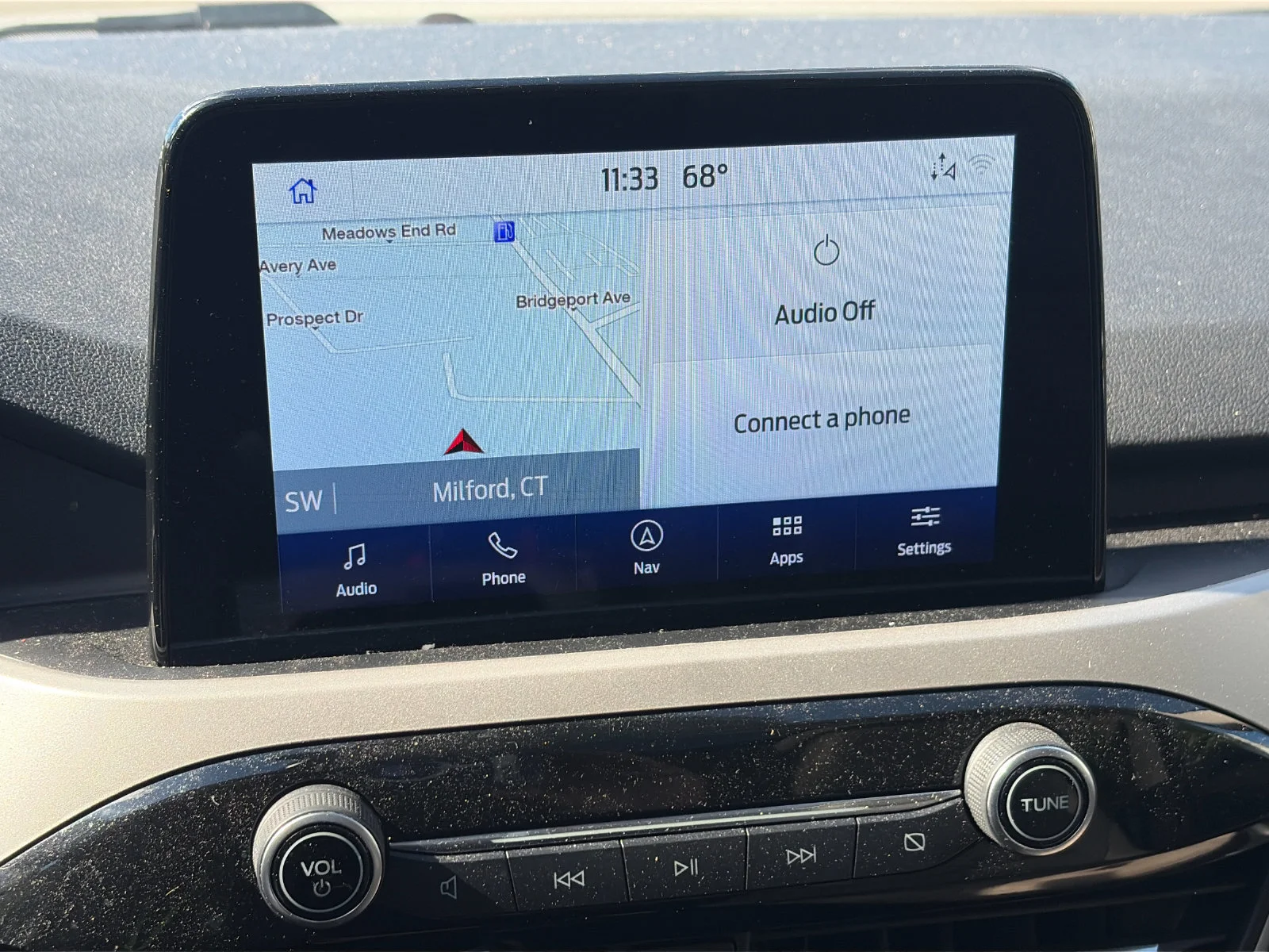 Used 2020 White Metallic Ford SEL image 18