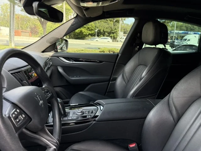 Used 2023 Bianco Maserati GT ~ CPO ELIGIBLE image 7