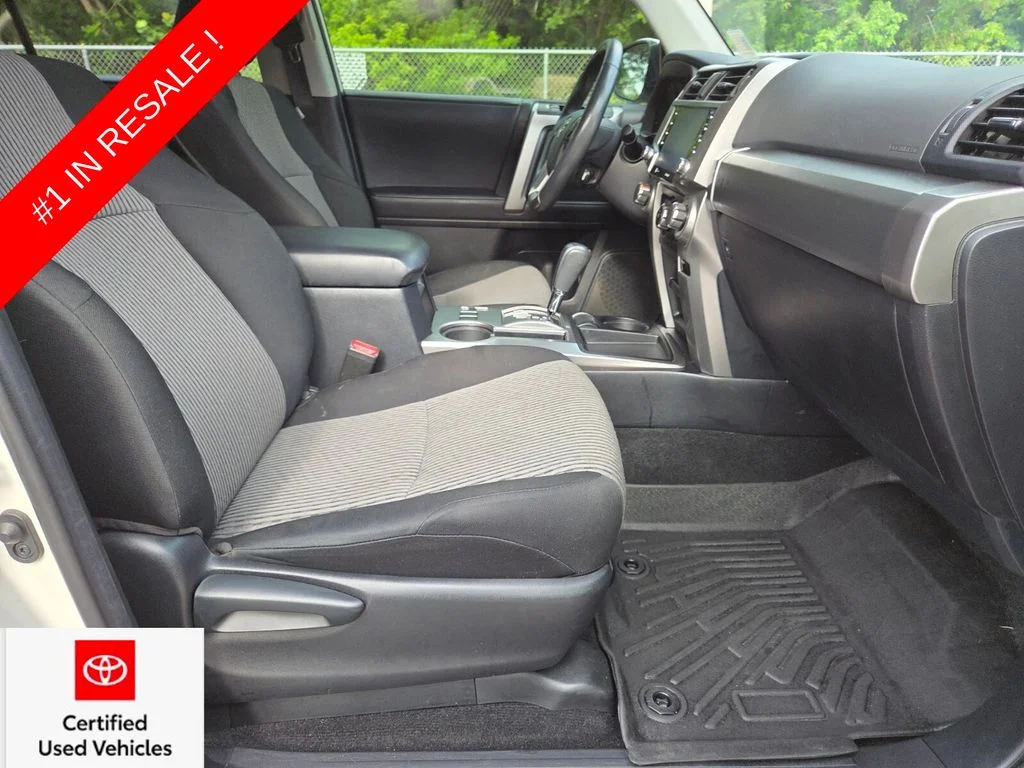 Used 2023 White Toyota SR5 image 14