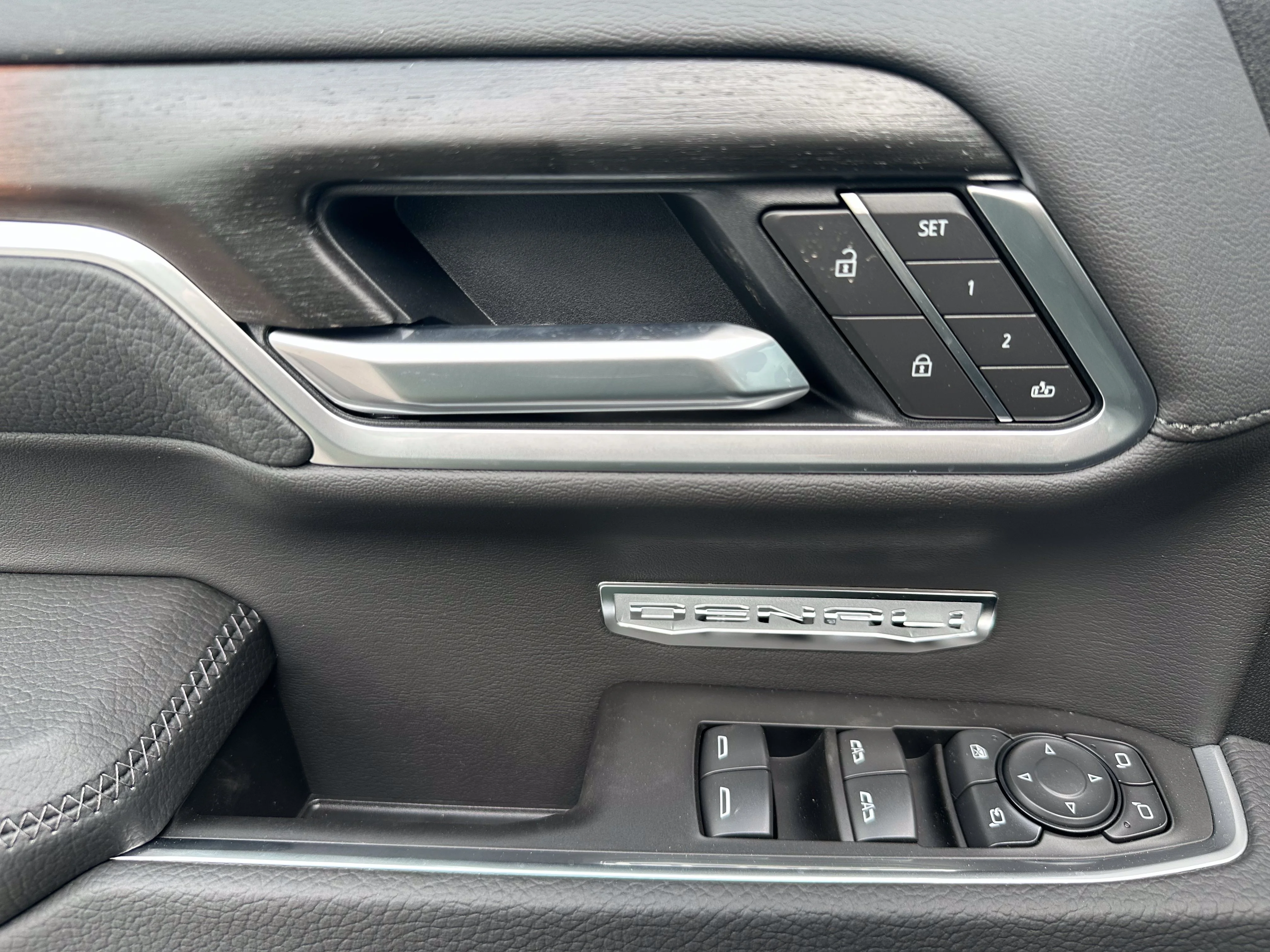 New 2026 Glacier White Tricoat GMC Denali image 10