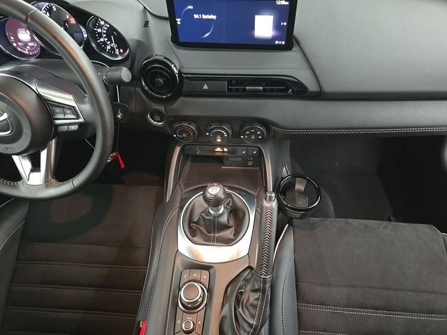 Used 2025 Red Mazda Club image 6