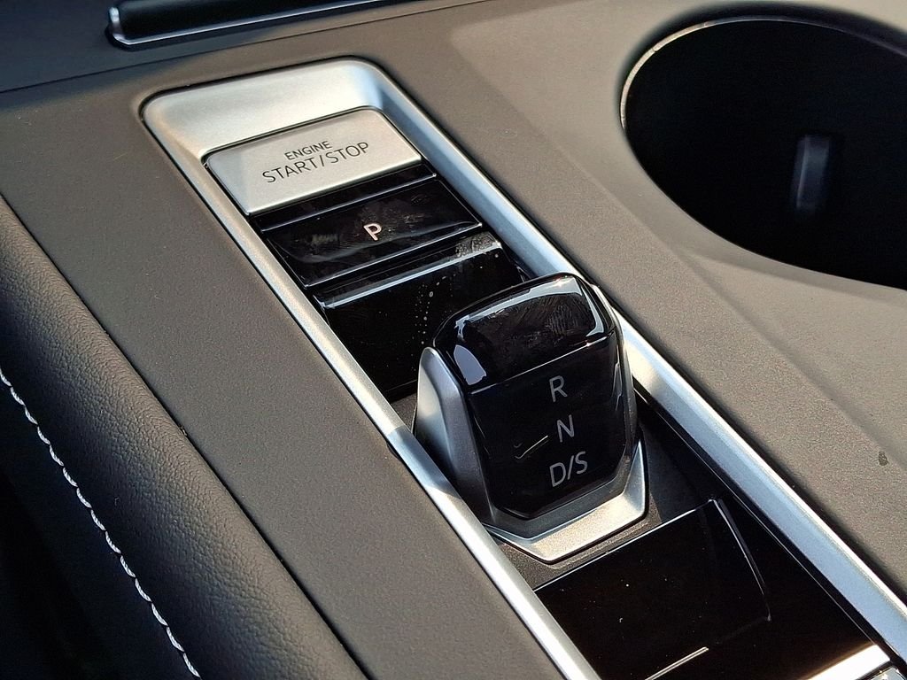 New 2026 Black Volkswagen 2.0T SE image 9
