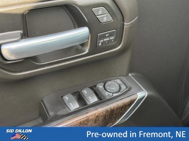 Used 2020 Onyx Black GMC Denali image 17