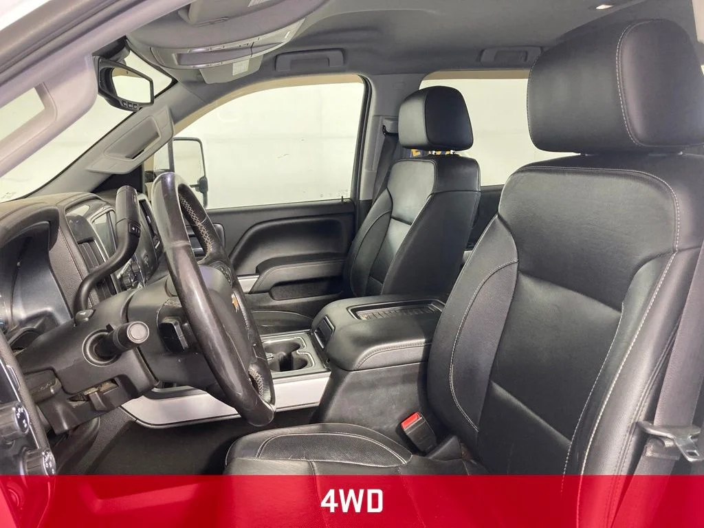 Used 2019 White Chevrolet LTZ image 7
