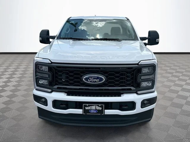 New 2026 Oxford White Ford XL image 2