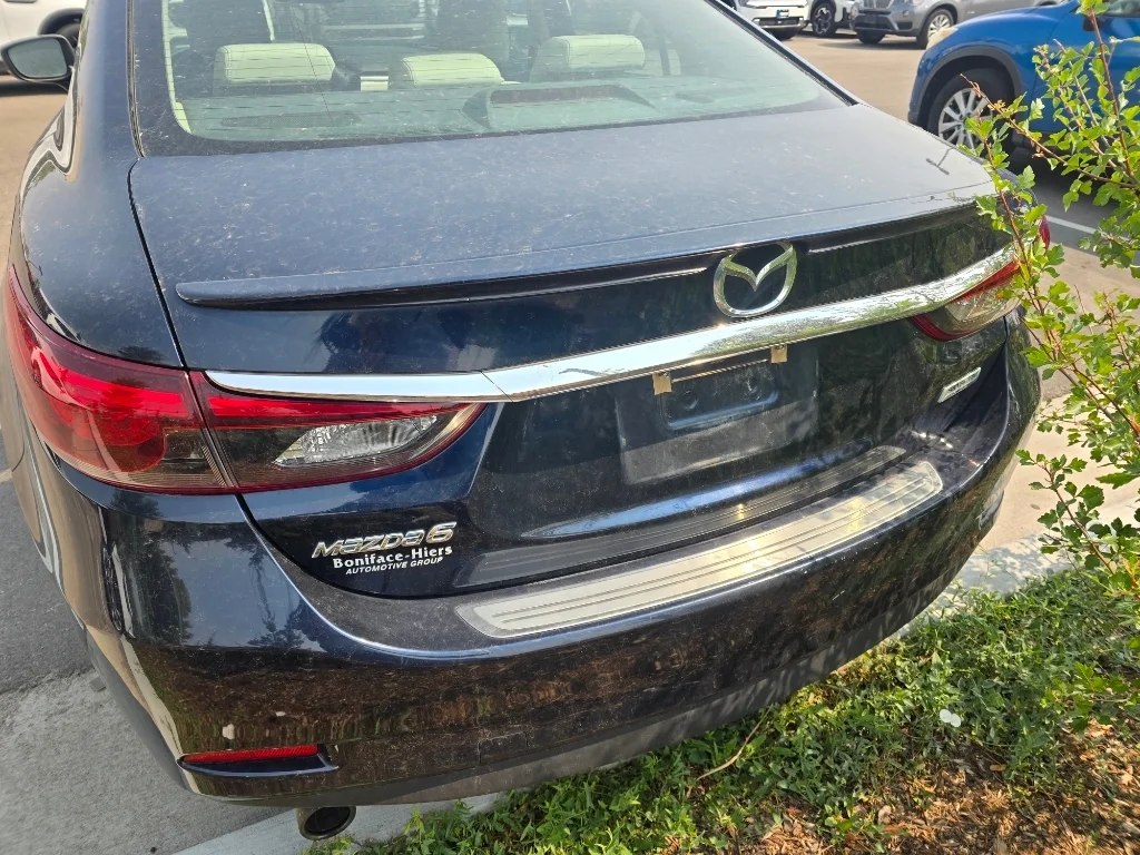 Used 2017 Deep Crystal Blue Mazda Grand Touring image 4