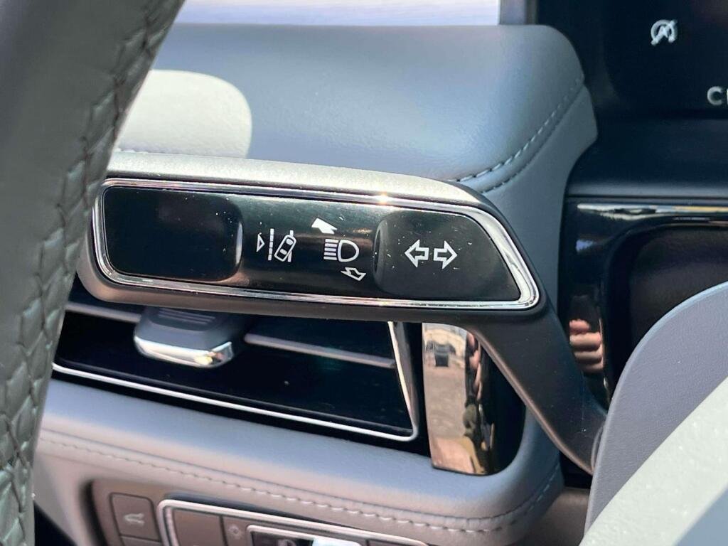 Used 2023 Flight Blue Lincoln Reserve image 36