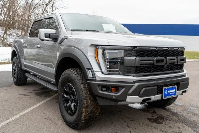 Used 2023 Gray Ford Raptor image 4