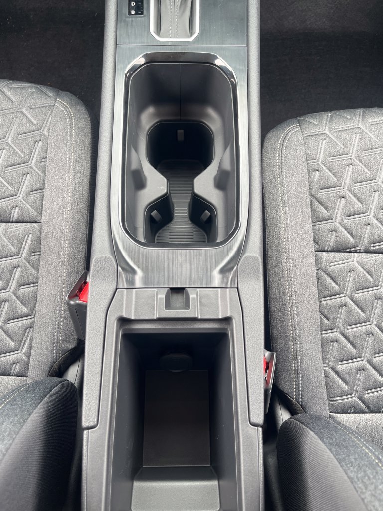 New 2027 Gun Metallic Nissan SV image 19