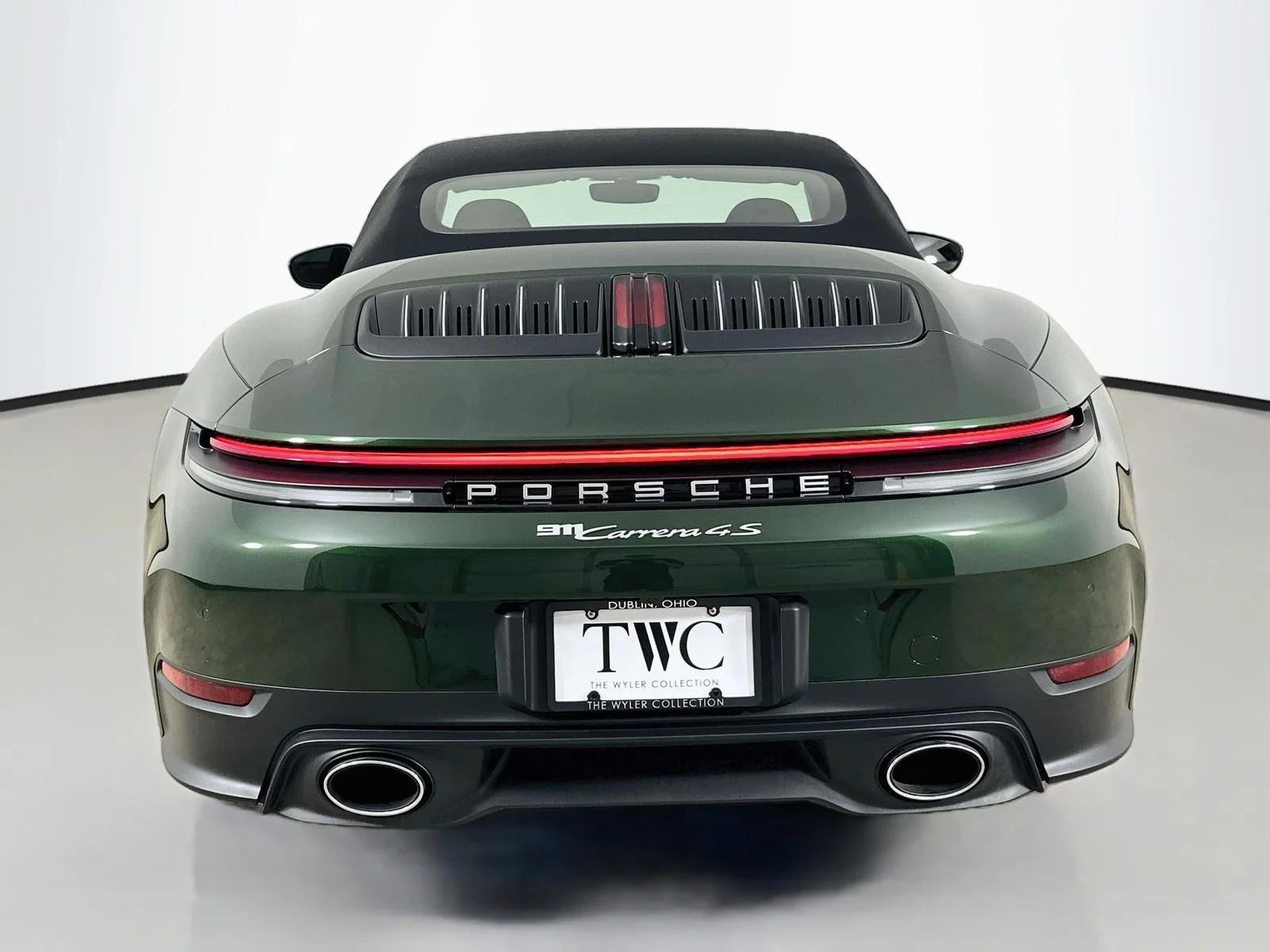 Used 2026  Porsche  image 6