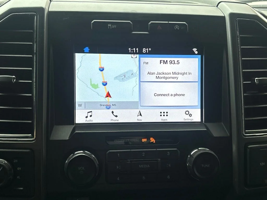 Used 2018 Gray Ford XLT image 12