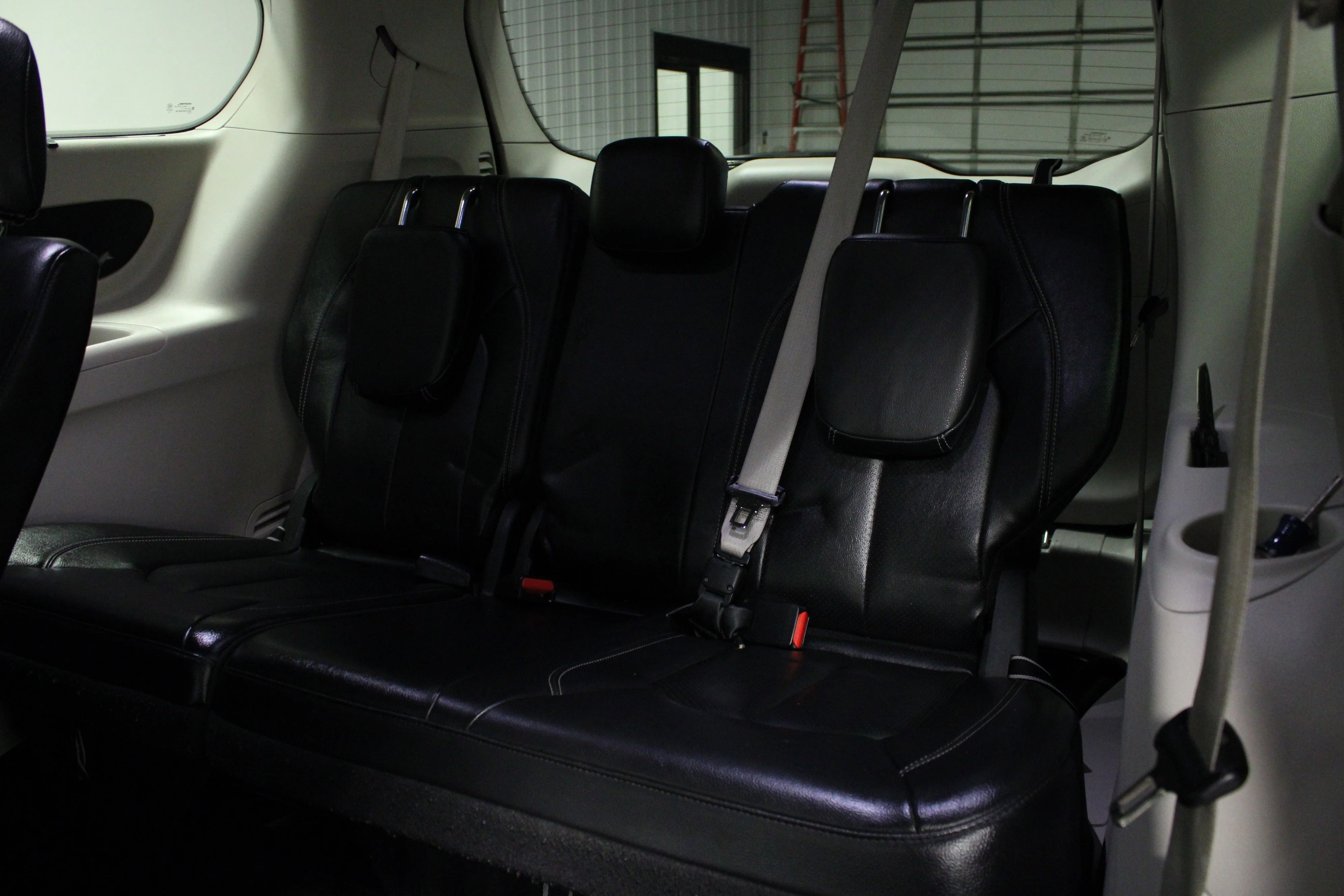 Used 2022 Bright White Clearcoat Chrysler Touring L image 14