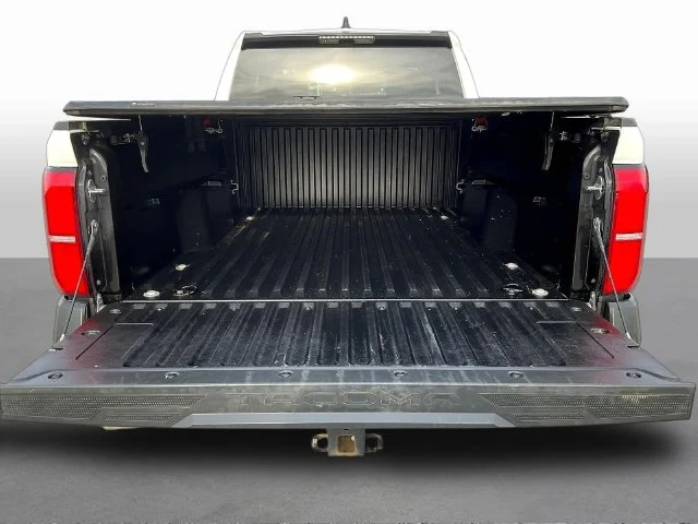 Used 2024 White Toyota SR image 9