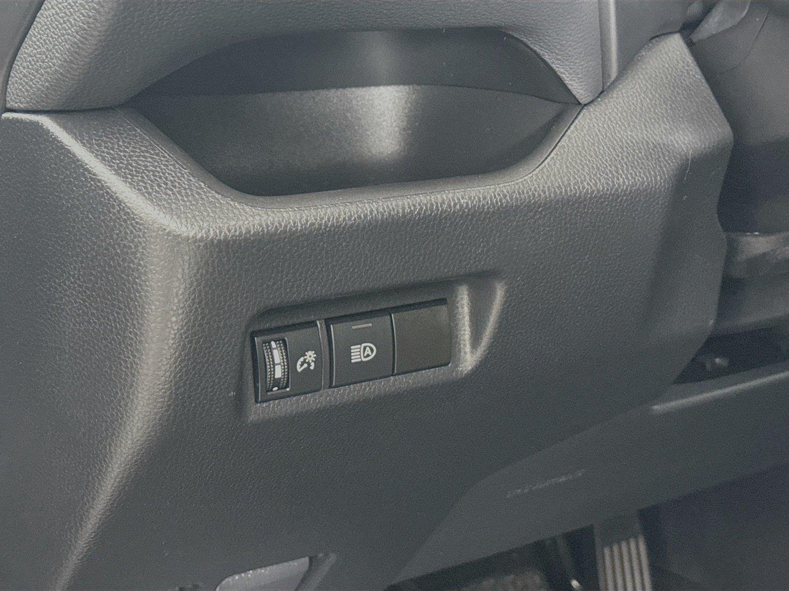 Used 2022 Midnight Black Metallic Toyota XLE image 14