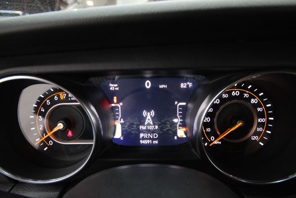 Used 2019 Red Jeep Unlimited Sahara image 16