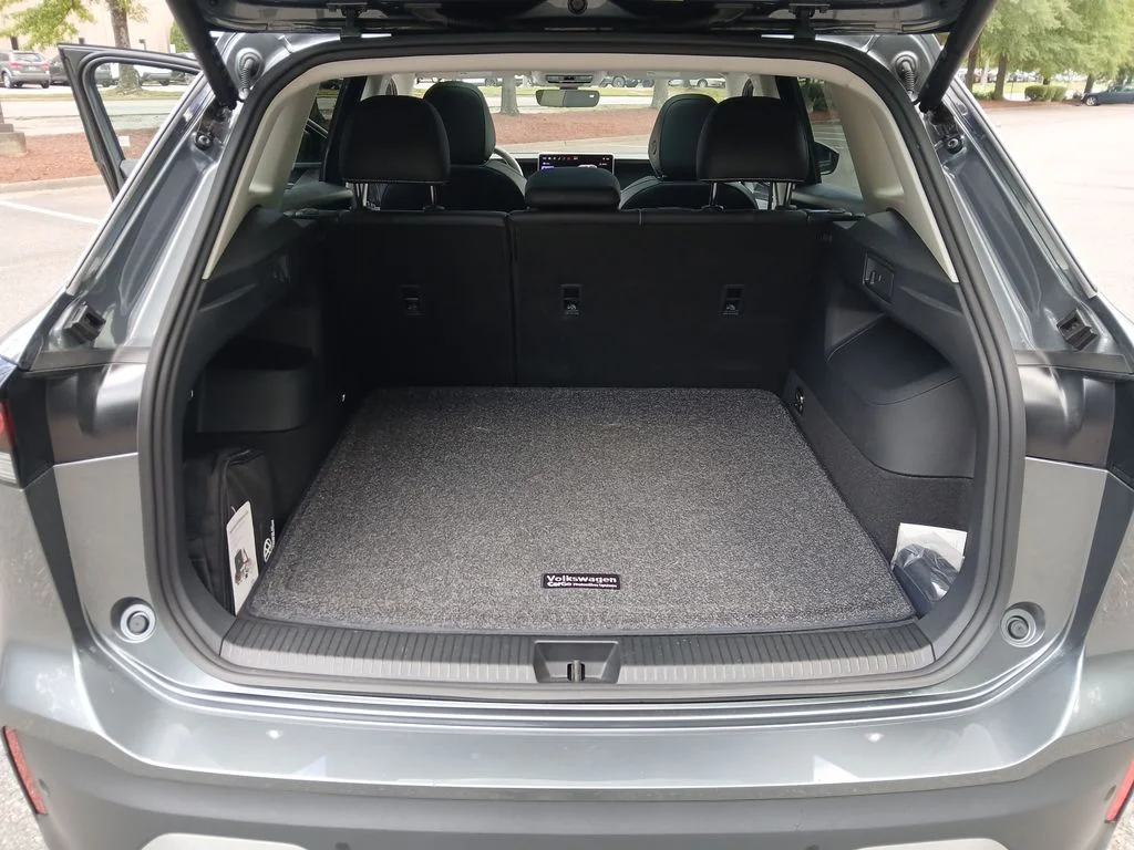 Certified Used 2026 Gray Volkswagen SE image 24