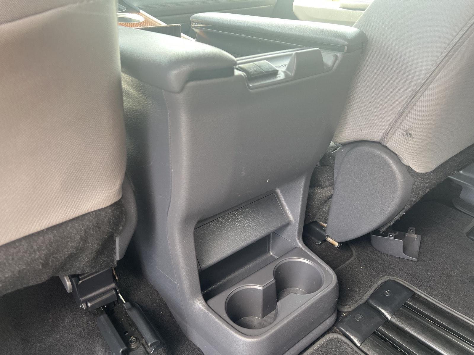 2021 Toyota Sienna LE - Photo 32