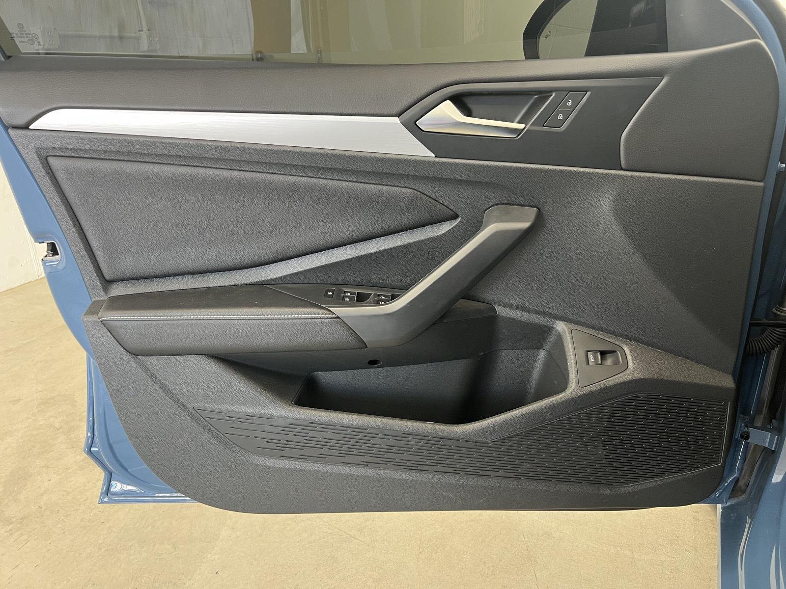 2026 Volkswagen Jetta Sport - Photo 15