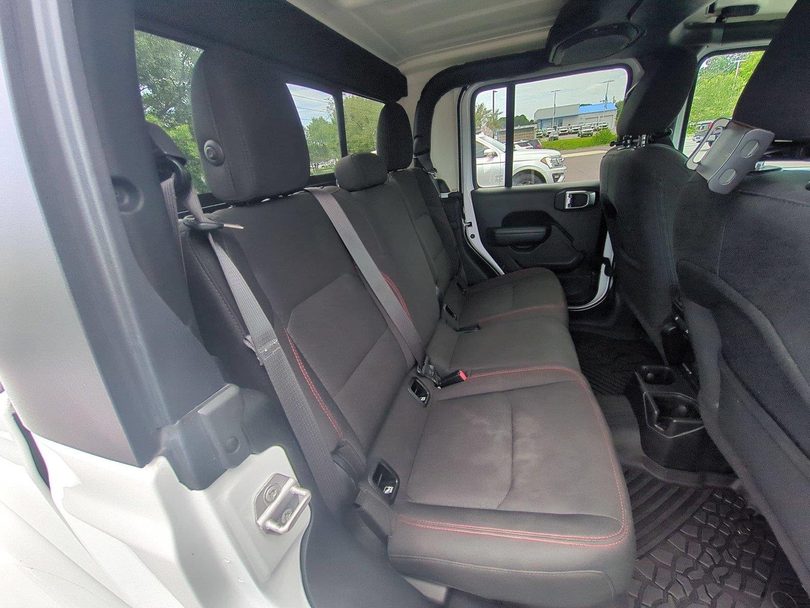 Used 2023 Bright White Clearcoat Jeep Rubicon image 34