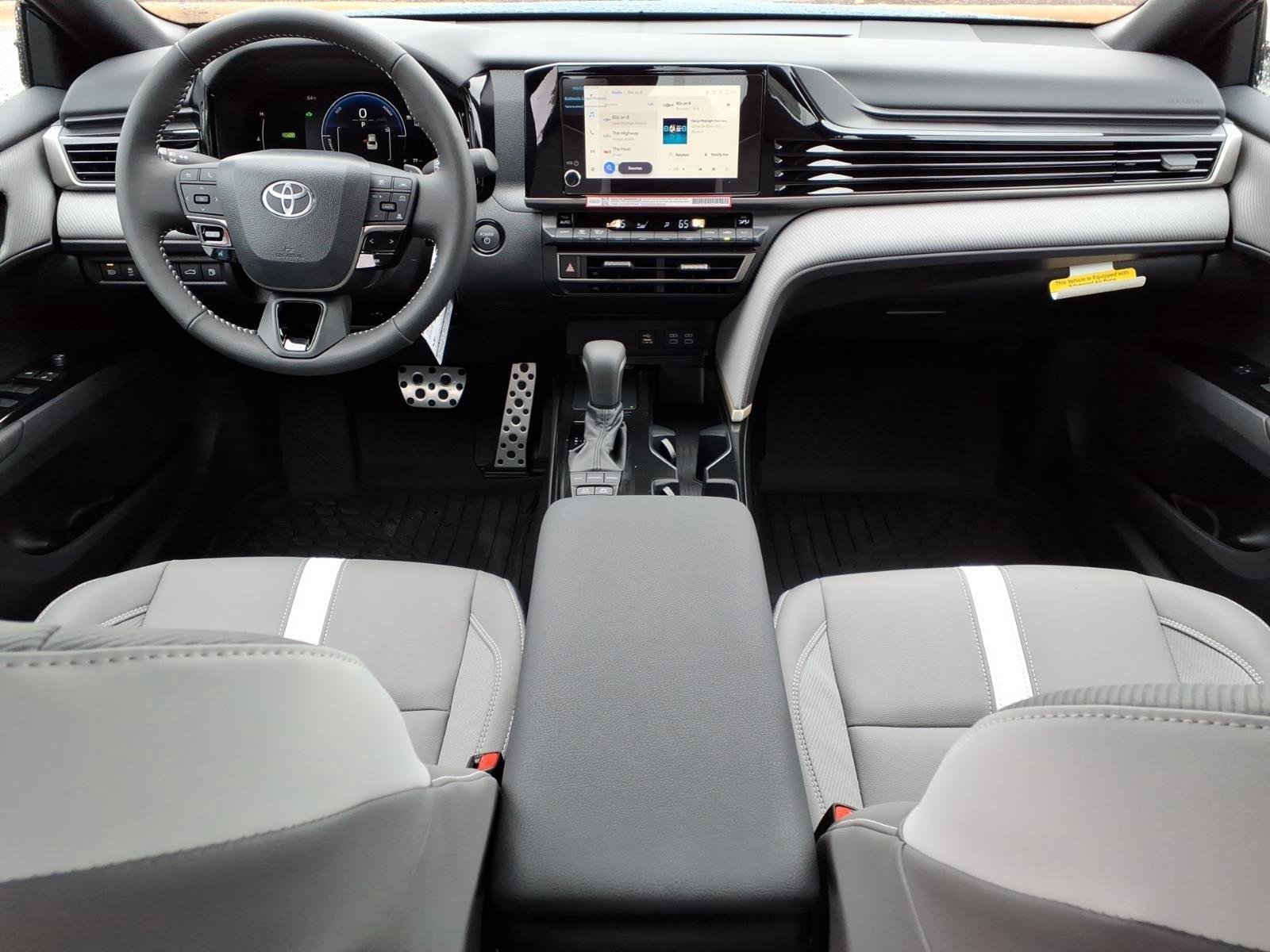 New 2026 Ocean Gem Toyota SE image 18