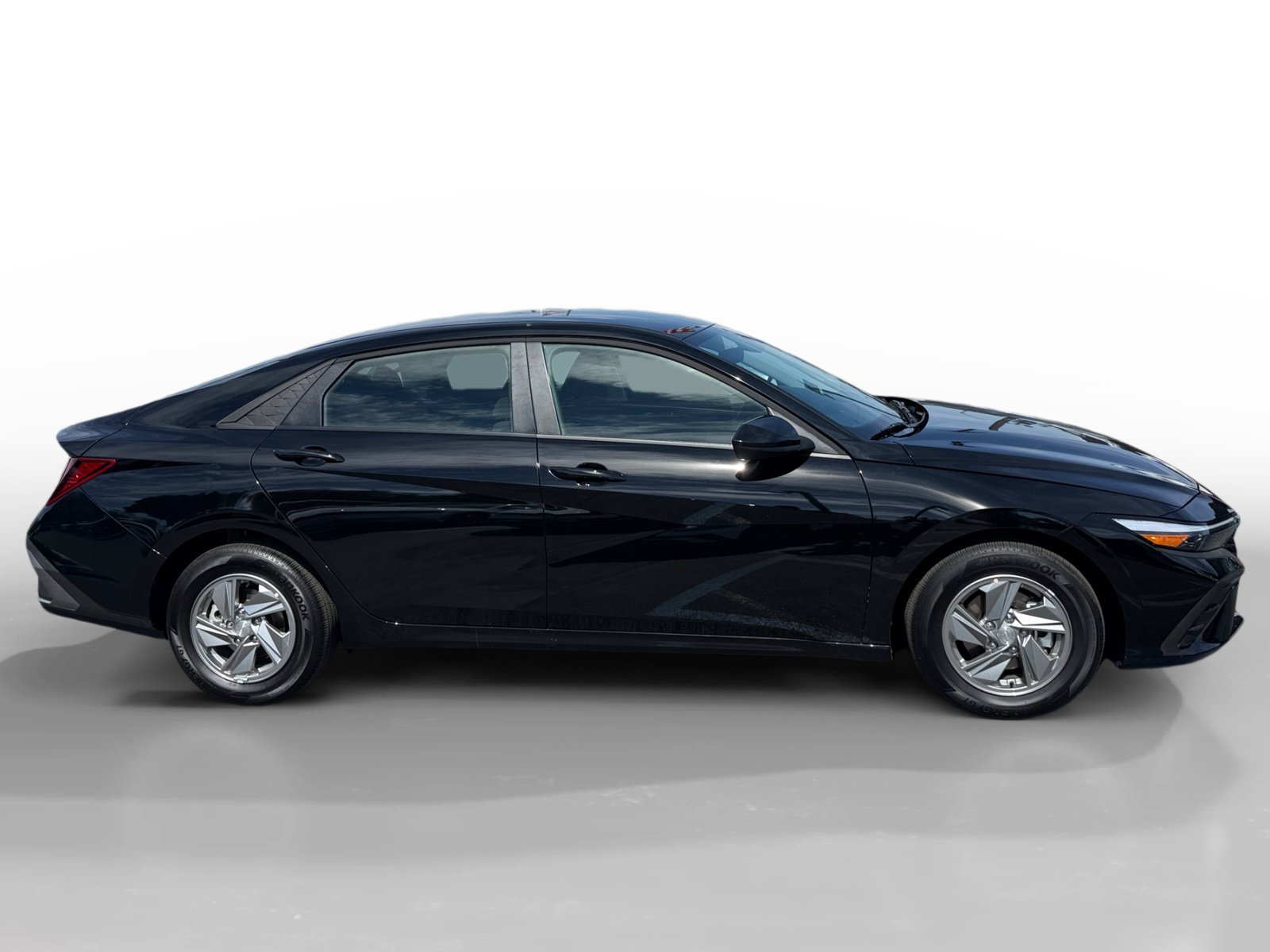 Certified Used 2026 Abyss Black Hyundai SE image 6