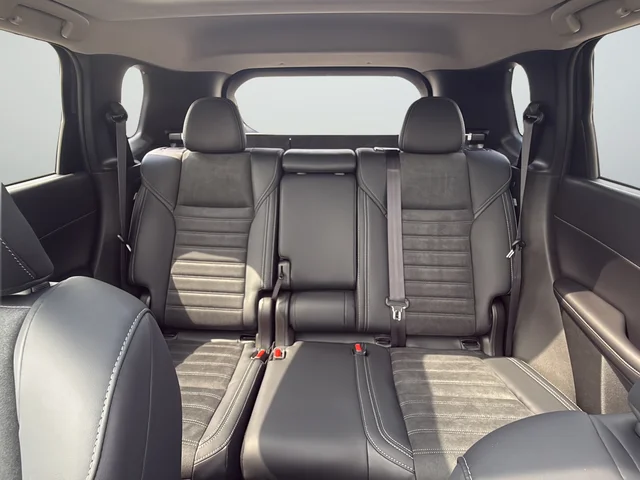 New 2026 Gray Mitsubishi SE image 29