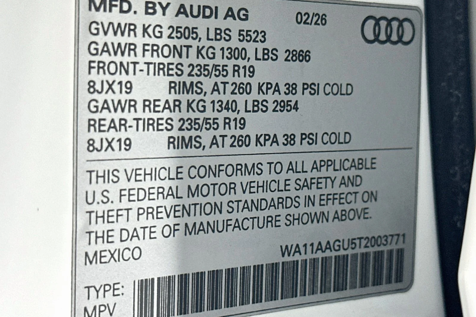 Used 2026 Arkona White Audi Premium image 24